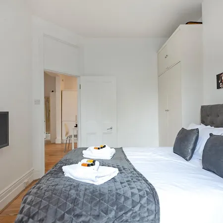 Charming Two-Bedroom Flat In Notting Hill Лондон Экстерьер фото