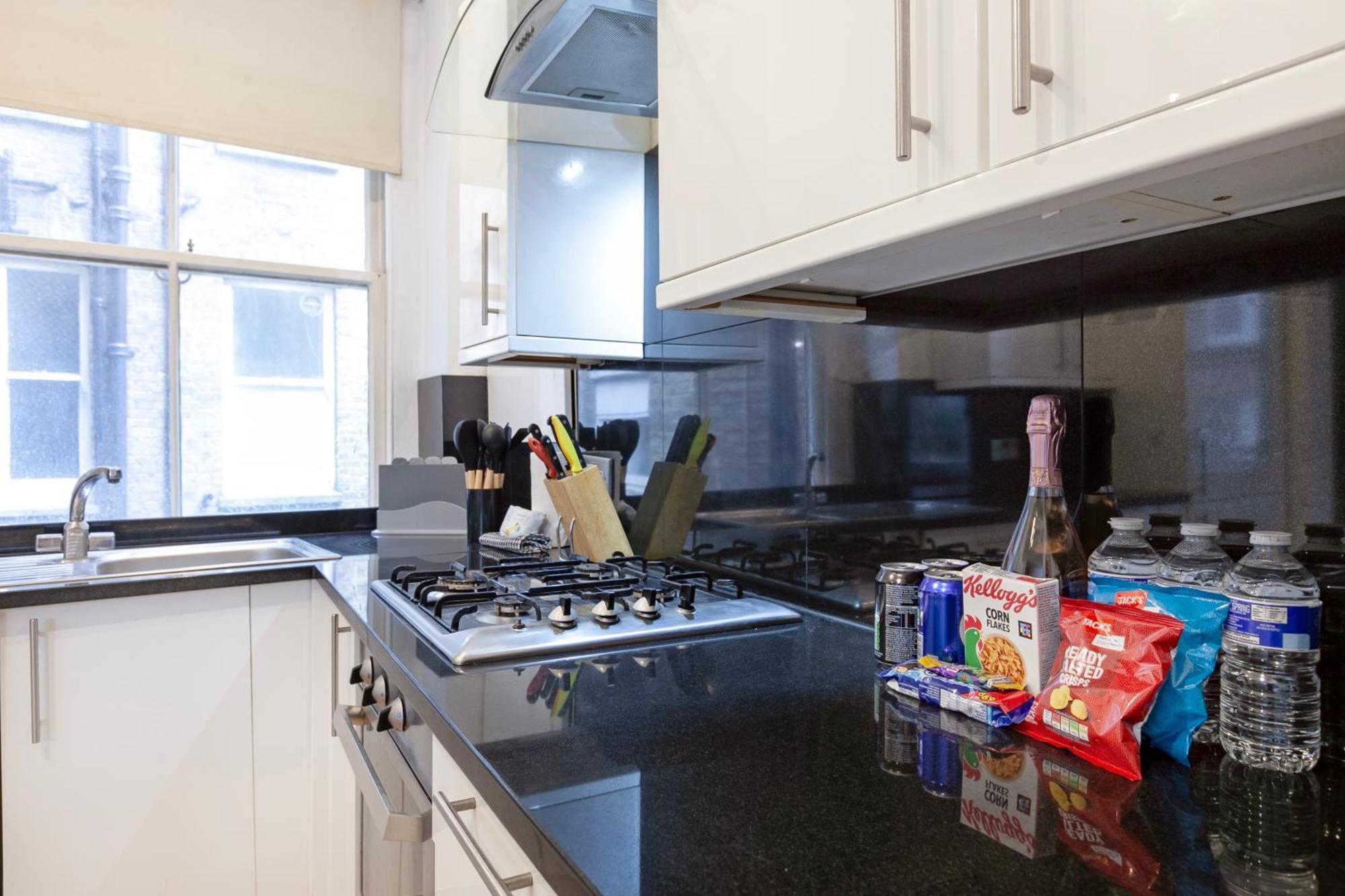 Charming Two-bedroom Flat In Notting Hill * Лондон