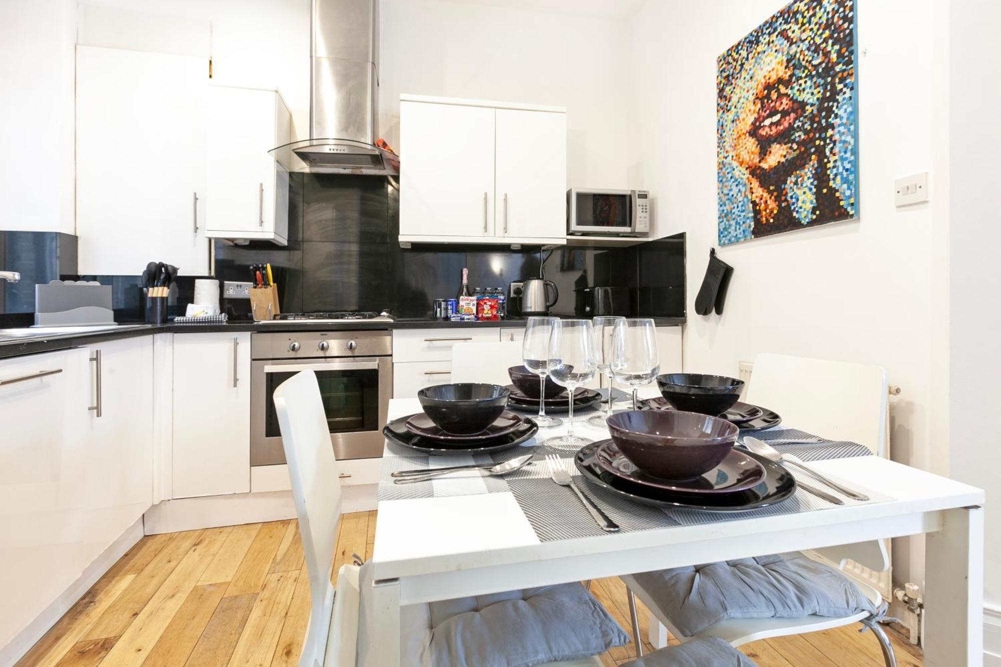 Апартаменты Charming Two-bedroom Flat In Notting Hill *